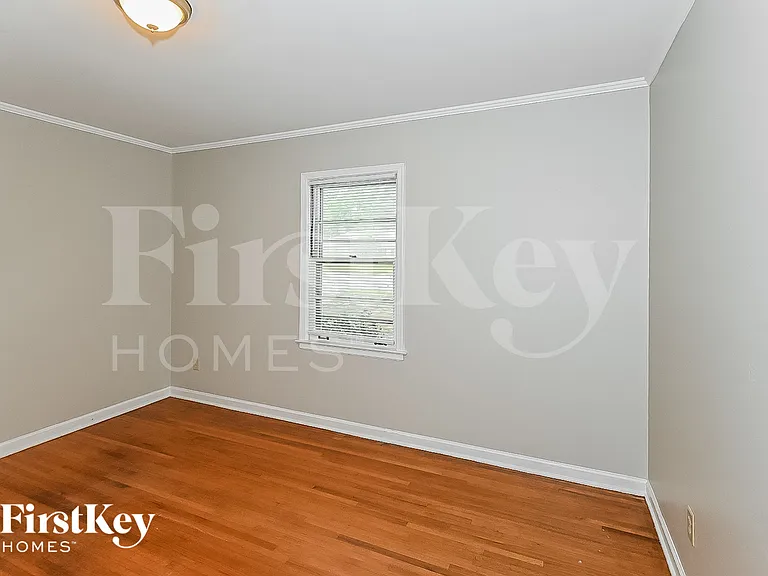 1515 Mount Moriah Rd — Photo 10