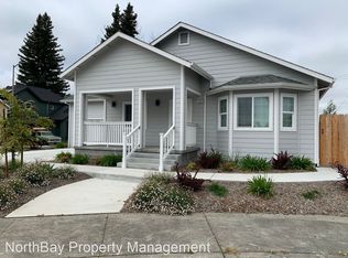 1367 Holly Park Way, Santa Rosa, CA 95403