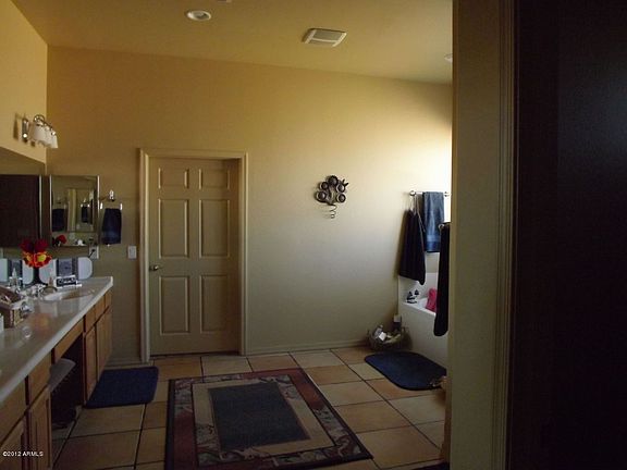 5th image of 214 W Yucca Ln
