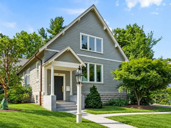 27 Lang St #27, Concord, MA 01742