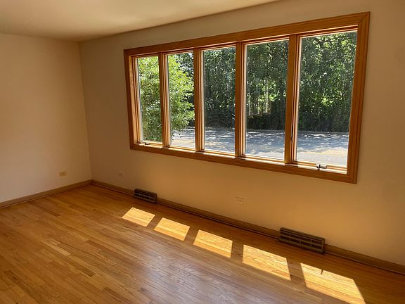4th image of 6508 W Gunnison St #1