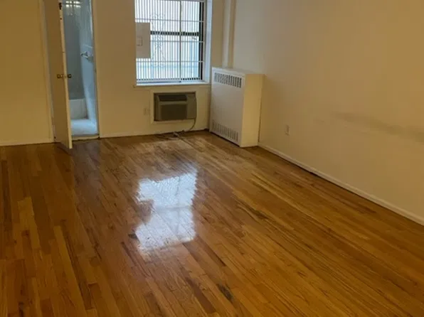 1731 1st Avenue image 1 of 7