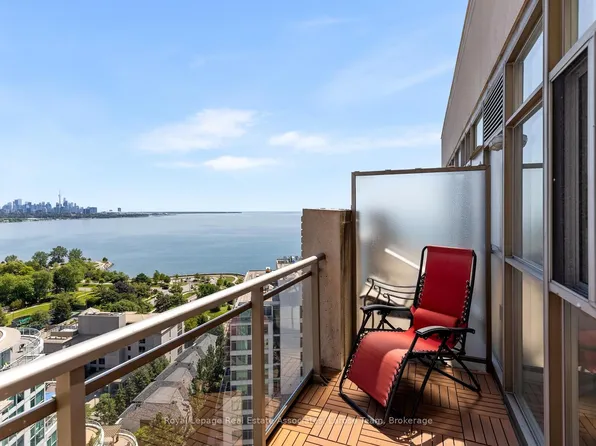 3 Marine Parade Dr #2101, Toronto, ON M8V 3Z5