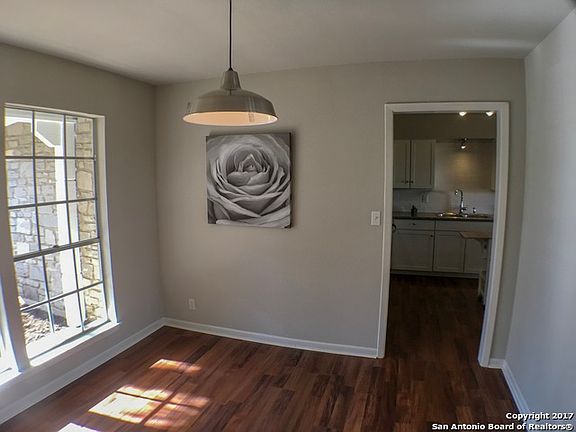 4th image of 6711 Oak Lake Dr