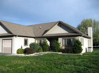 339 E Landing Dr #H2, Jefferson, NC 28640