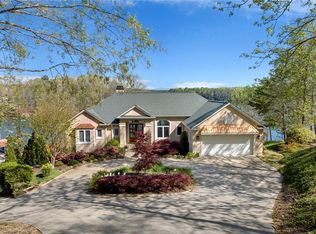 710 Topaz Ct, Seneca, SC 29672