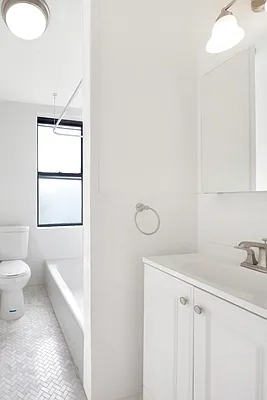 Rented by Living New York | media 16