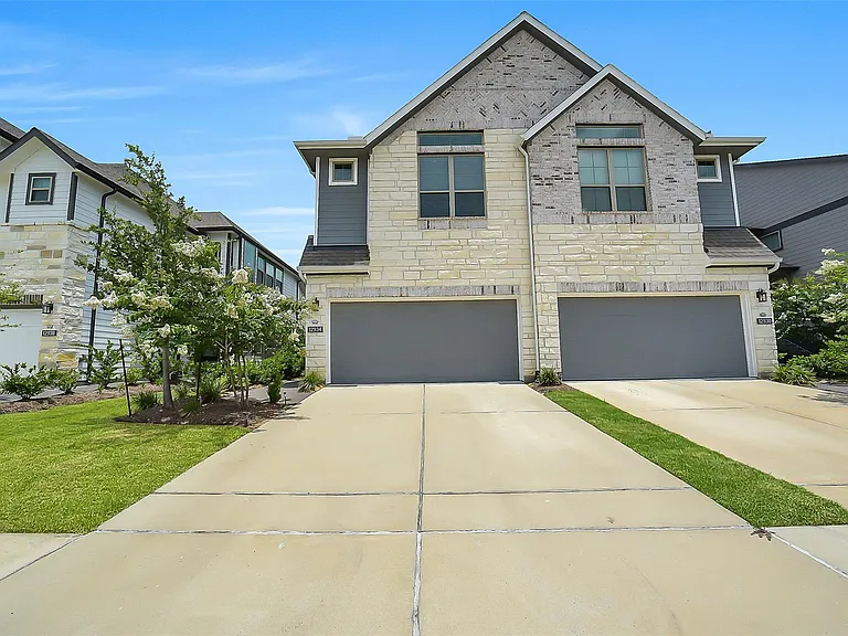 12934 Rio Mariano Ln — Photo 1