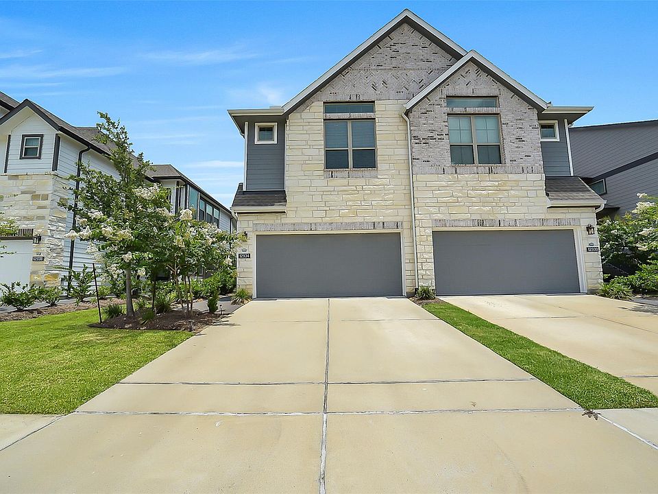 1st image of 12934 Rio Mariano Ln
