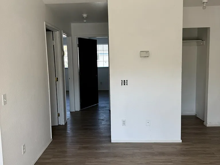 Knoblock — Photo 2