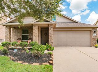 11403 E Lake Gables Dr, Richmond, TX 77406