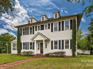 402 E Arch St, Lancaster, SC 29720