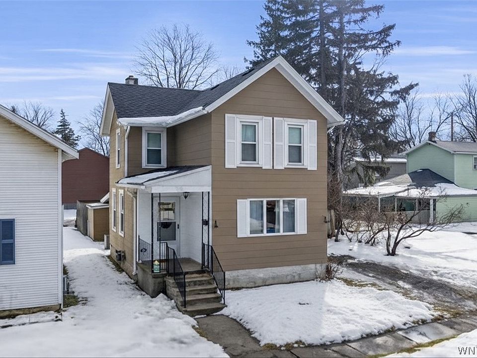 1st image of 114 Prentice St