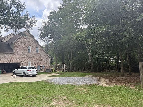 Side yard/Garage