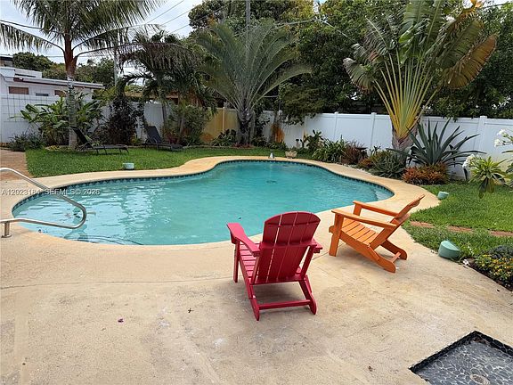 2nd image of 3837 NE 17th Ave