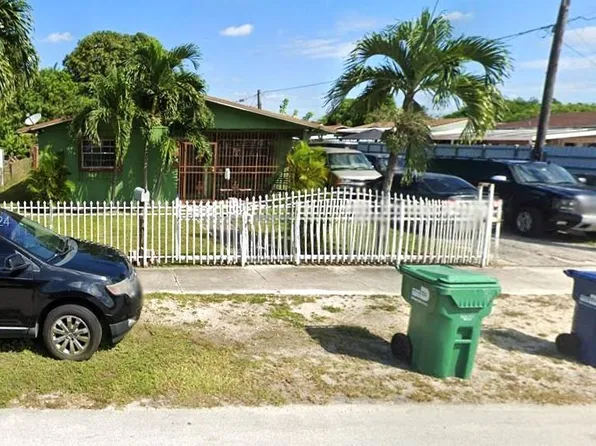 4215 NW 168th Ter, Miami Gardens, FL 33055