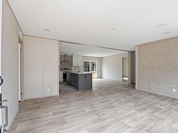 4th image of 522 Watts Ln