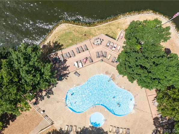 2500 Bay Point Ln #722, Osage Beach, MO 65065