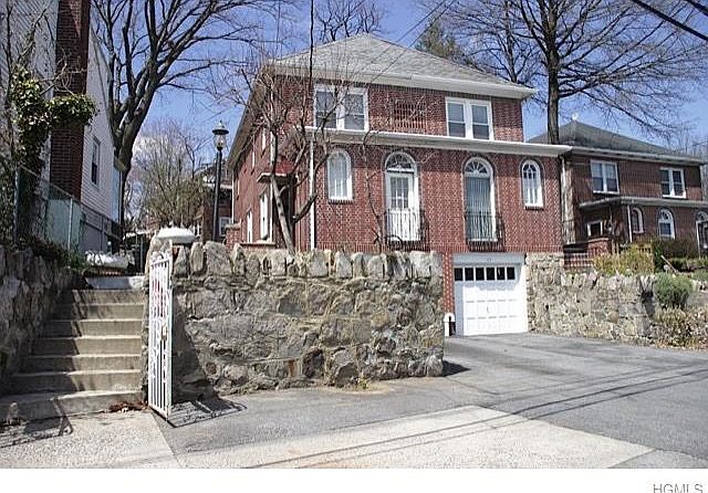 1st image of 199 Trenchard St