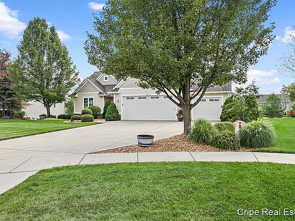 3rd image of 3872 Jasper Ct