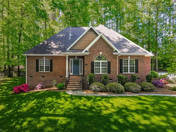 155 Winterberry Place Trl, Kernersville, NC 27284