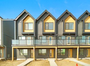 5150 Rivers Edge Way NW, Edmonton, AB T6M 1P9