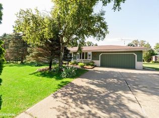 W5039 Aldona Ct, Elkhorn, WI 53121