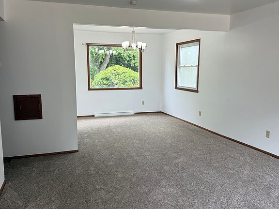5th image of 6846 S Ash St