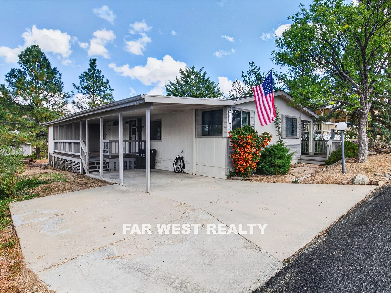 2 bed, 1292 sqft, $1,800 — Photo 3