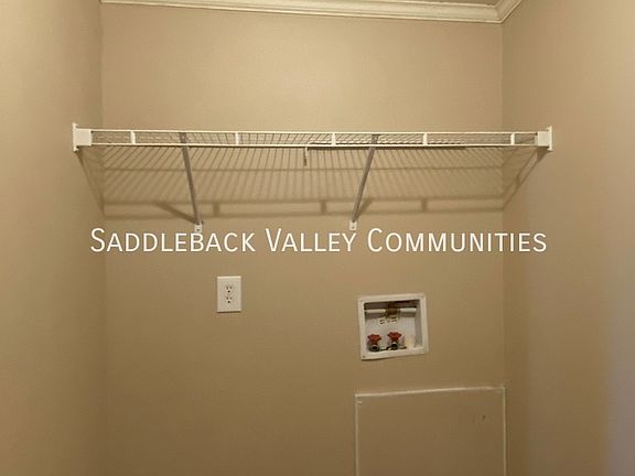 3rd image of 300 N 13th St #49