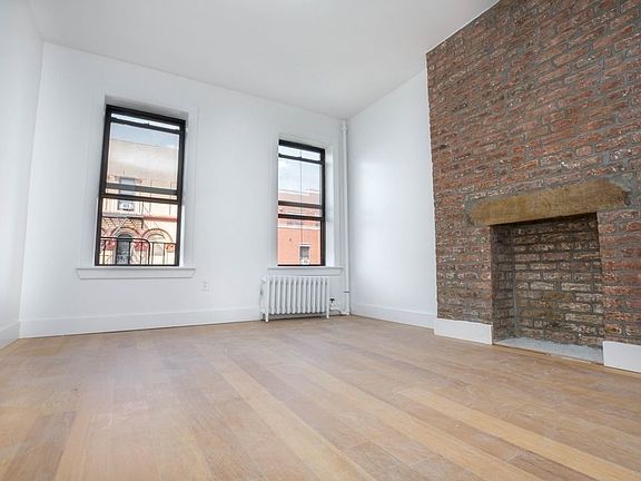 5th image of 226 E 3rd St #7M