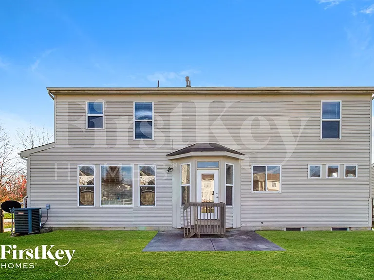 6626 Thistle Grv — Photo 14