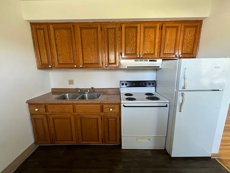 2070 Coon Rapids Blvd NW — Photo 9