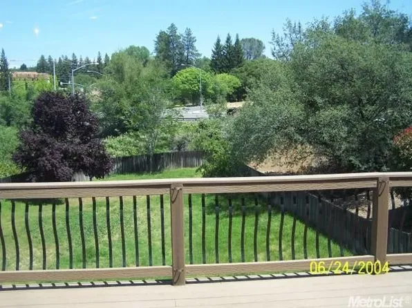 898 Supreme Ct, Auburn, CA 95603