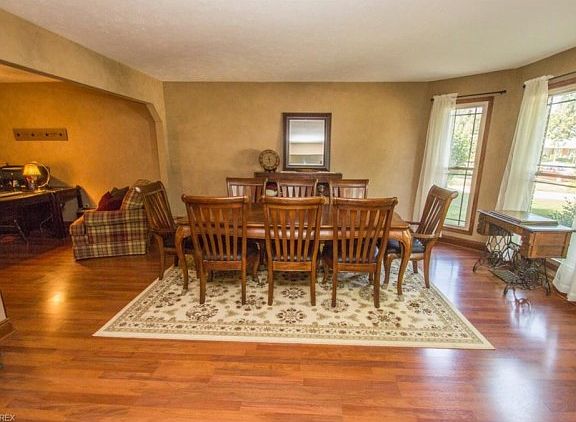 5th image of 21573 Montclare Blvd