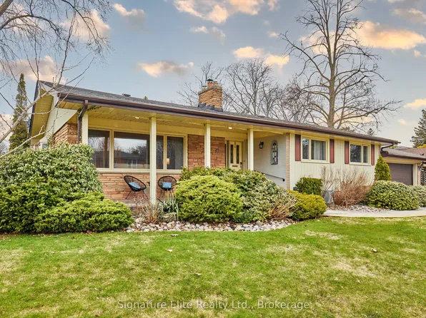 2 Somerdale Sq, Toronto, ON M1E 1M8