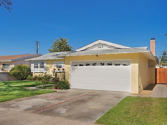 2nd image of 223 S Loma Linda Dr