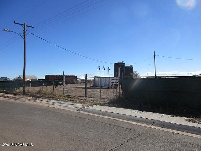 2nd image of 1201 E 1st St