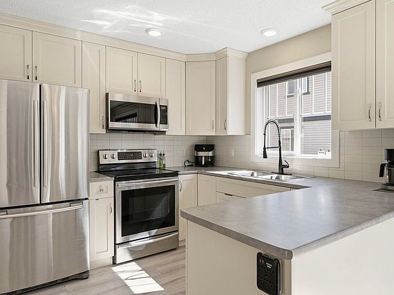 4th image of 12815 Cumberland Rd NW #60