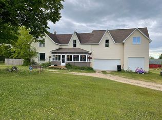 10760 Cherry Ave, Rapid City, MI 49676