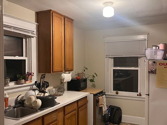 4th image of 4123 31st Ave Floor 2