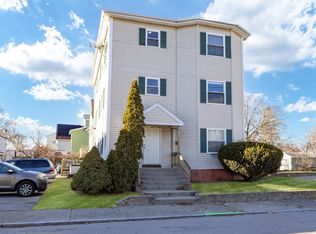 35 Hazel St #B, Attleboro, MA 02703