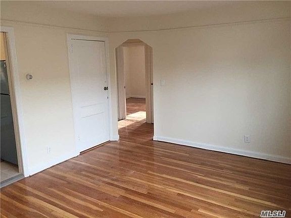 5th image of 193 Hillside Ave