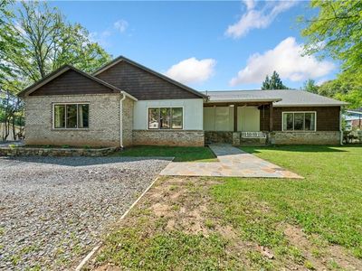 2909 Jones Mill Rd, Doraville, GA, 30360