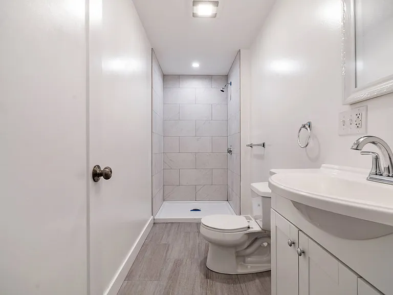 82 Ballou Ave #3 — Photo 31