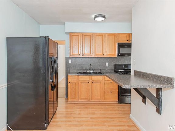 5th image of 3818 Wabash Ave