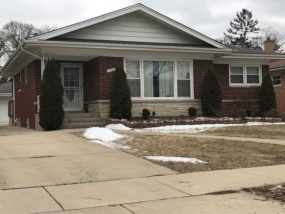 1st image of 2260 Hawthorne Ave