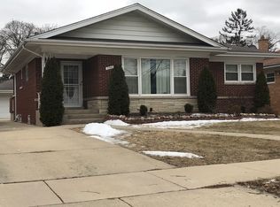2260 Hawthorne Ave, Westchester, IL