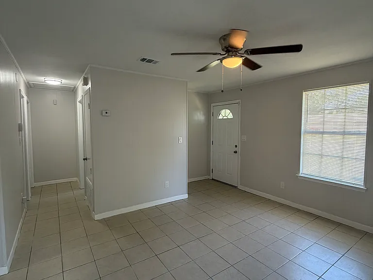 1114 Polk Ave #A — Photo 5