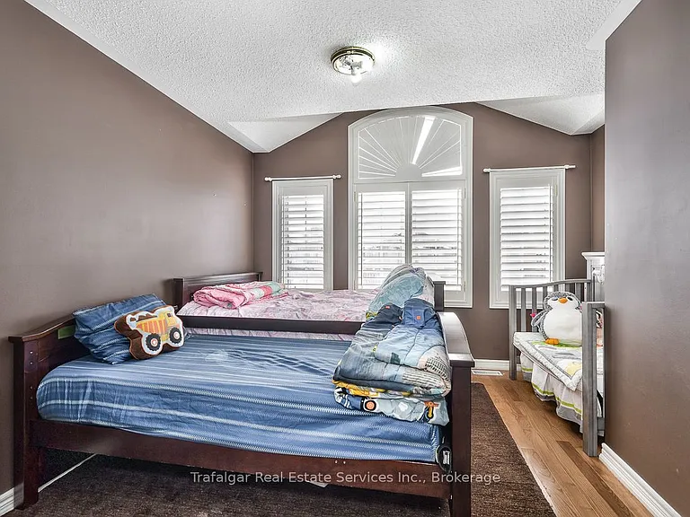 2355 Hilda Dr — Photo 17